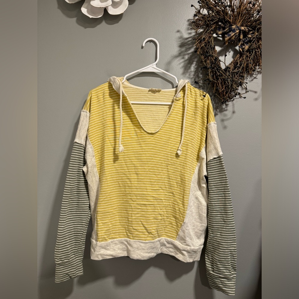 Hem & Thread Oversized Hoodie Size Small